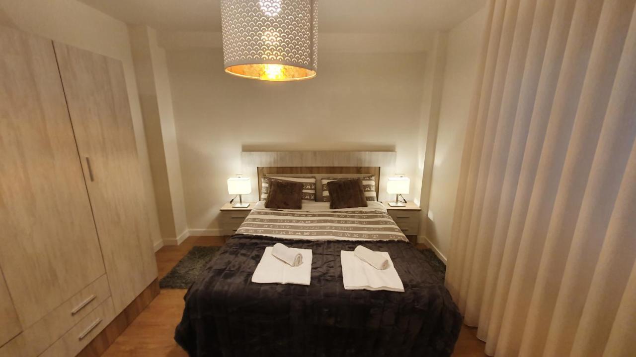 Auditorio Vicele - 2 Hab Y Sofa-Cama - Wifi - Vut-3692-As Oviedo Exterior foto